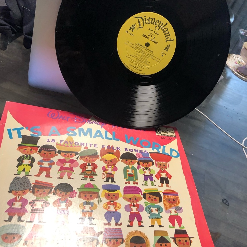 It’s a small world vinyl record